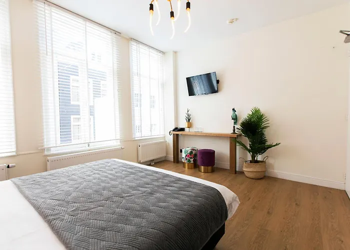 Quentin Leidse Square 2* Amsterdam