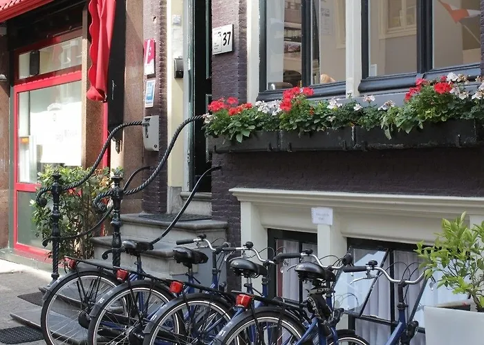 Quentin Leidse Square Szálloda