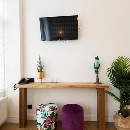 Quentin Golden Bear Ξενοδοχείο 2*