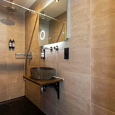 Quentin Leidse Square Hotel