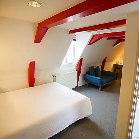 Quentin Leidse Square Hotel