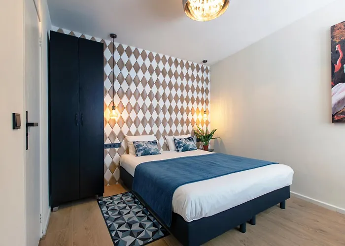 Quentin Leidse Square 2*