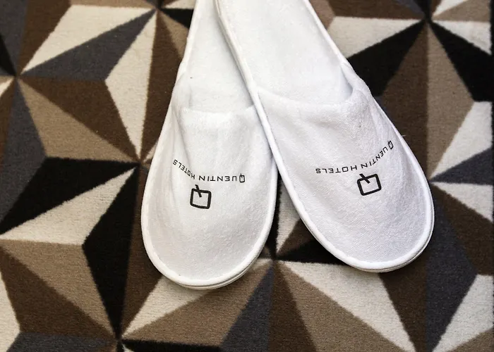 Hotel Quentin Leidse Square 2*