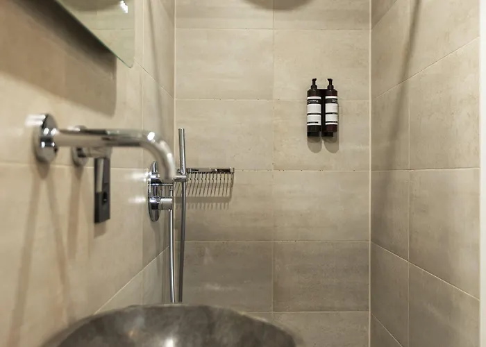 Hotel Quentin Leidse Square 2*