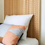 Quentin Leidse Square Hotel 2*