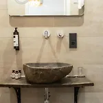 Hotel Quentin Leidse Square 2*