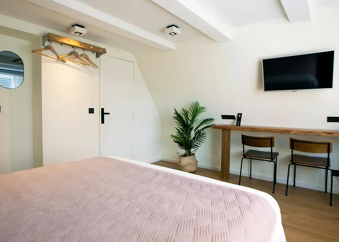 Hotel Quentin Leidse Square