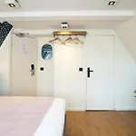 Quentin Leidse Square